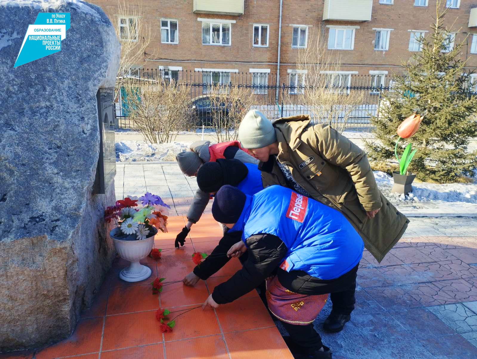 В Иволгинском районе Бурятии активисты встретились с ребёнком войны.