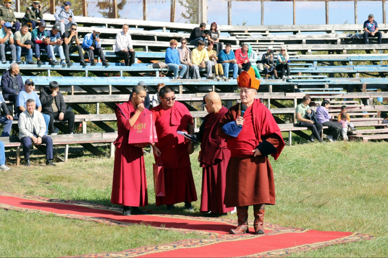 В Иволгинском дацане стартовали Этигэловские игры.